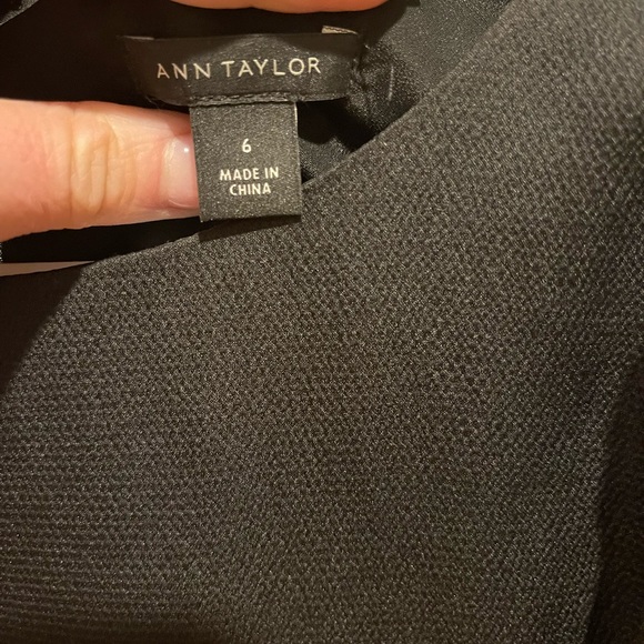 Ann Taylor Black sleeveless Dress - Picture 6 of 6